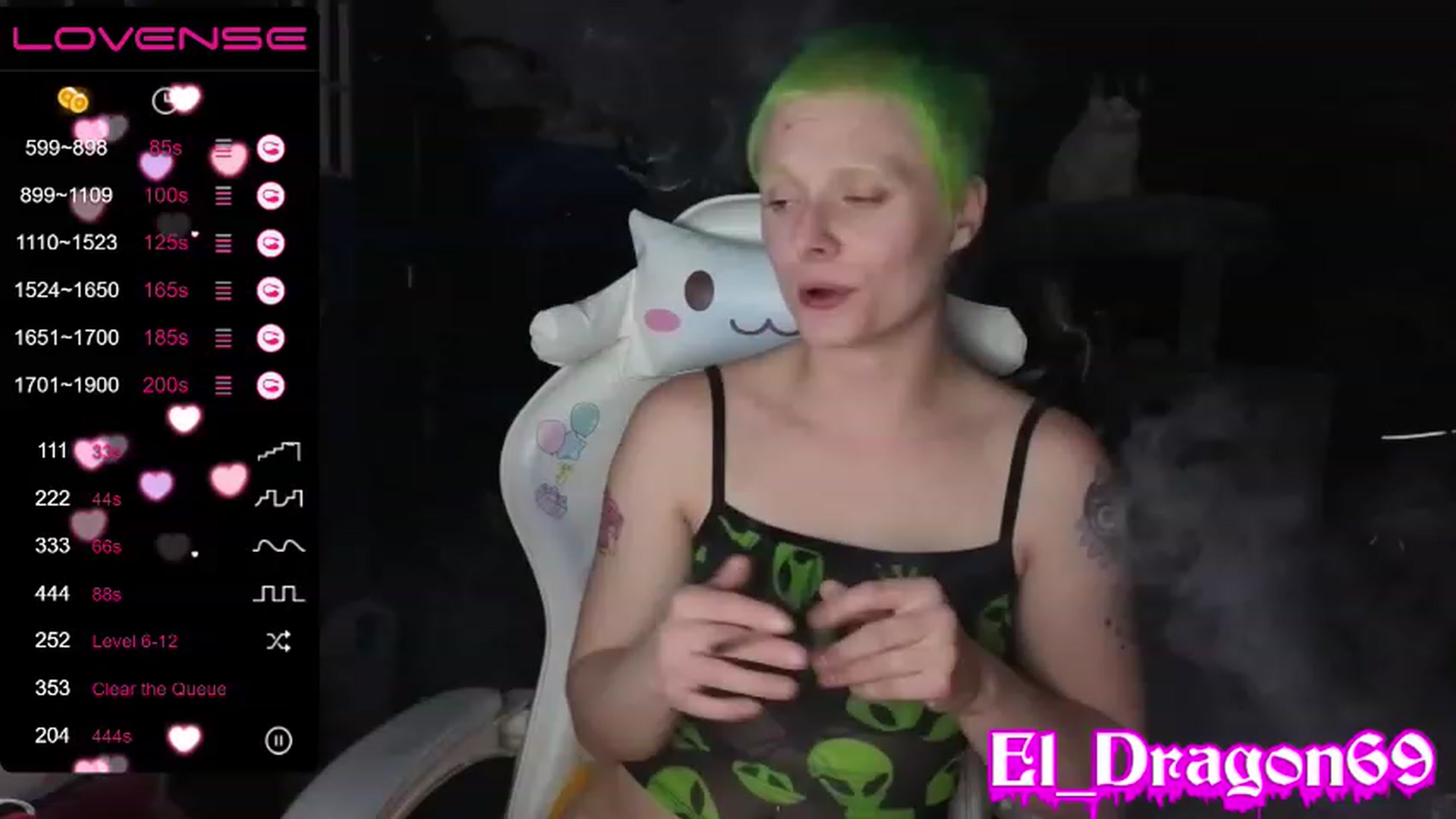Gallery image thumbnail from El_Dragon69's myfreecams stream on, 05/16/2023, 09:30 image 4 of 20