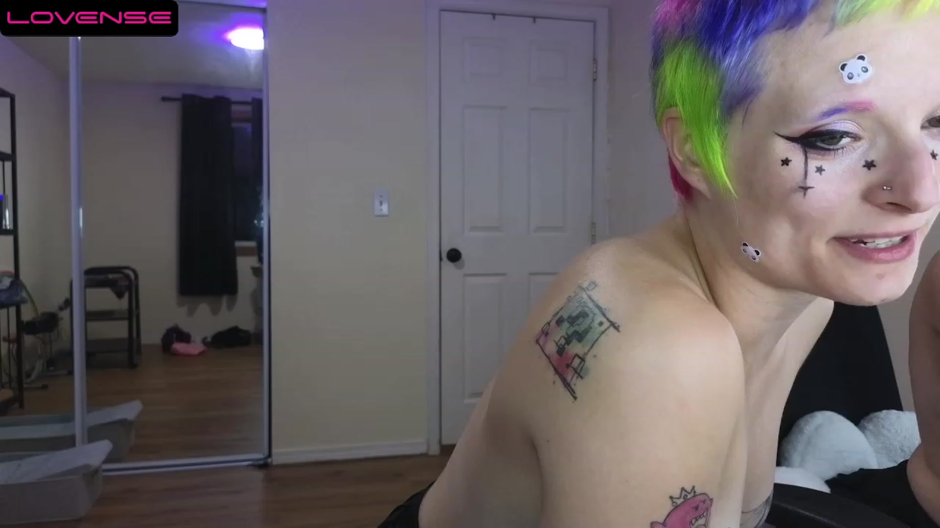 Gallery image thumbnail from El_Dragon69's myfreecams stream on, 07/02/2023, 09:19 image 14 of 20