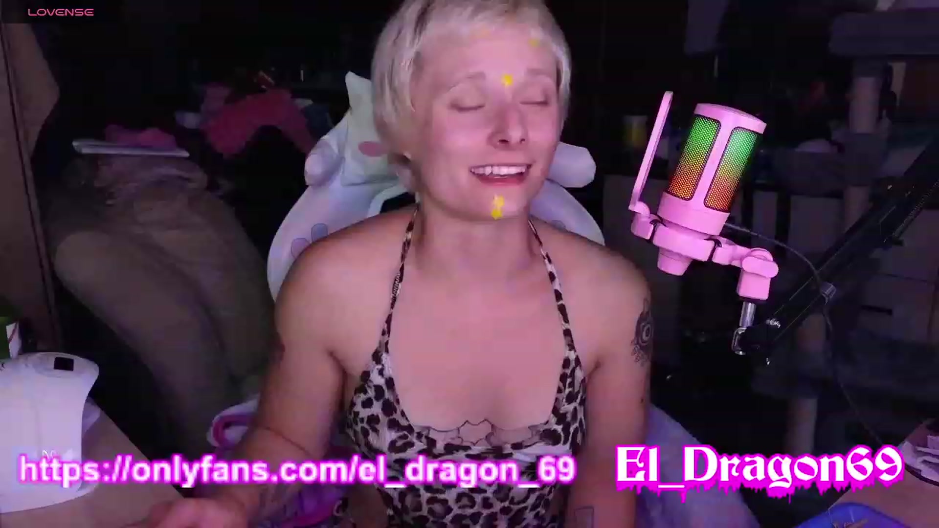 Gallery image thumbnail from El_Dragon69's myfreecams stream on, 08/27/2023, 13:07 image 13 of 20