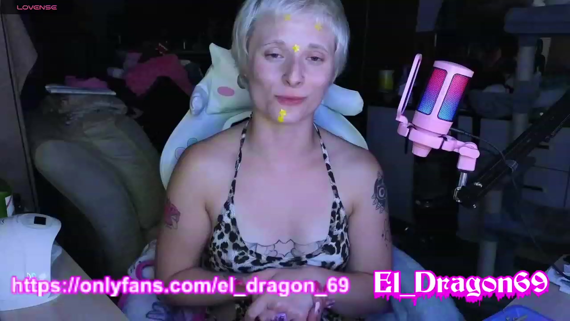 Gallery image thumbnail from El_Dragon69's myfreecams stream on, 08/27/2023, 13:07 image 8 of 20