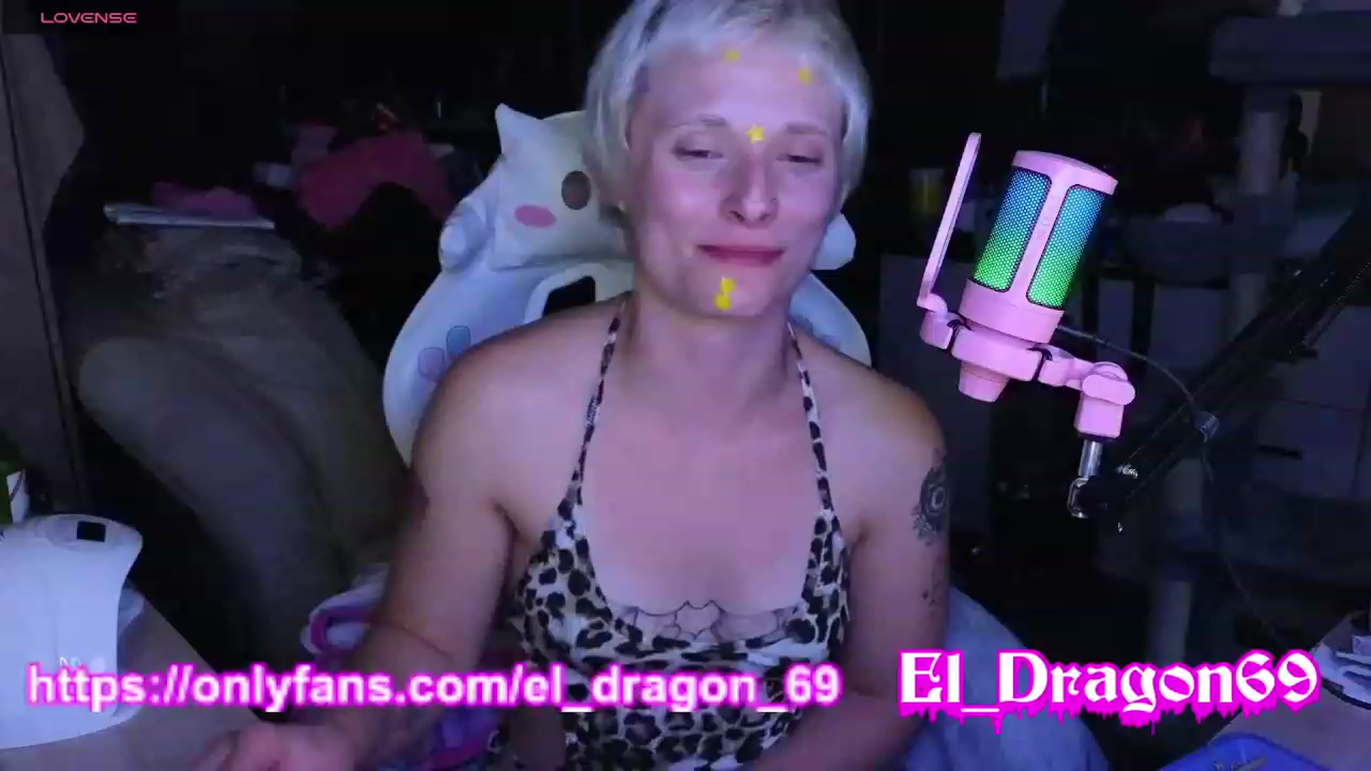 Gallery image thumbnail from El_Dragon69's myfreecams stream on, 08/27/2023, 13:07 image 12 of 20