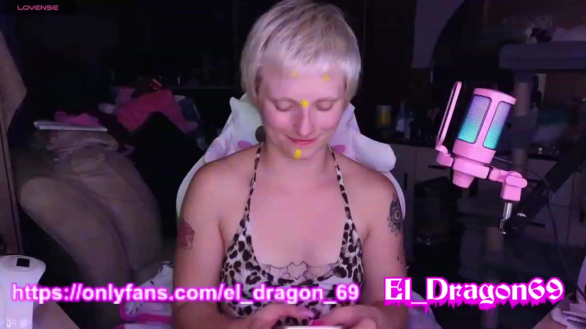 Gallery image thumbnail from El_Dragon69's myfreecams stream on, 08/27/2023, 13:07 image 2 of 20
