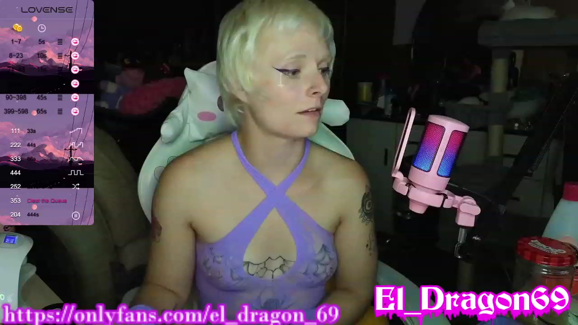 Gallery image thumbnail from El_Dragon69's myfreecams stream on, 08/31/2023, 11:36 image 9 of 20