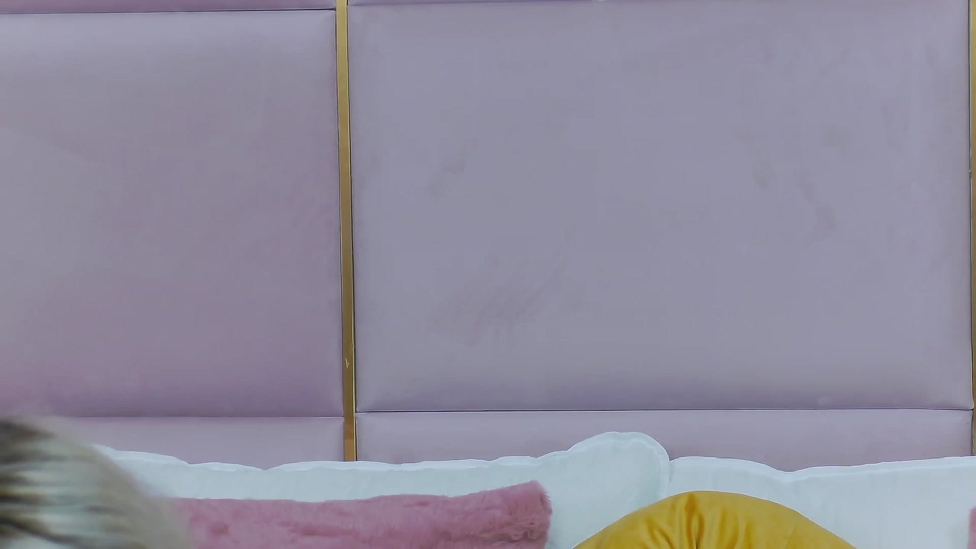 Gallery image thumbnail from ElaBlue's myfreecams stream on, 07/02/2023, 23:41 image 14 of 20