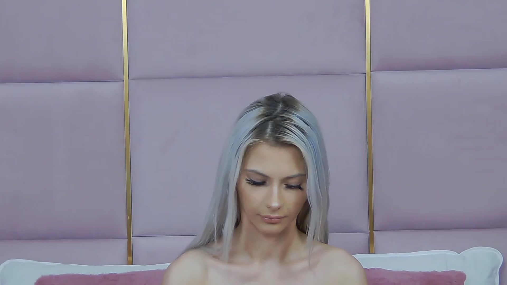 Gallery image thumbnail from ElaBlue's myfreecams stream on, 07/13/2023, 22:24 image 8 of 20