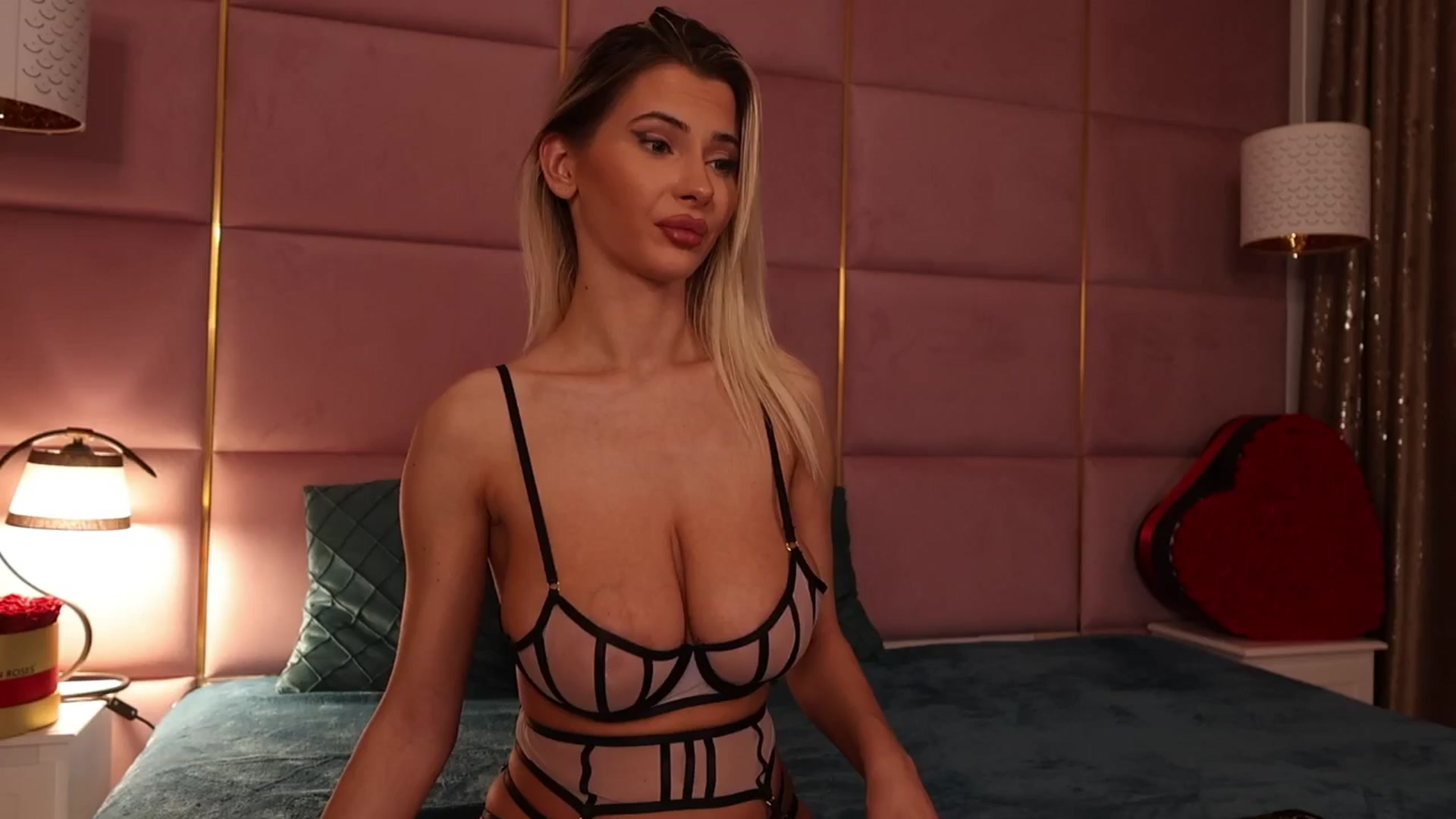 Gallery image thumbnail from ElaBlue's myfreecams stream on, 07/03/2024, 02:44 image 14 of 20
