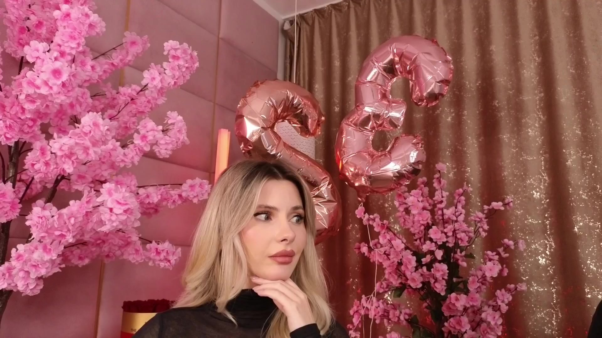 Gallery image thumbnail from ElaBlue's myfreecams stream on, 01/23/2026, 04:45 image 6 of 20
