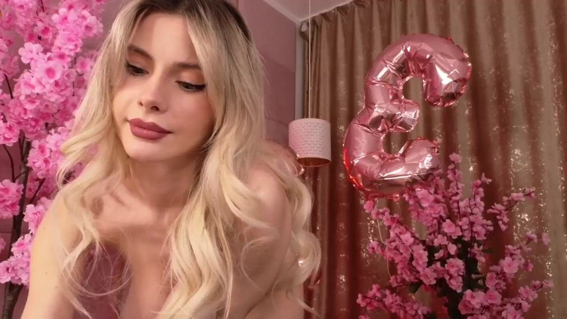 Gallery image thumbnail from ElaBlue's myfreecams stream on, 01/28/2026, 23:55 image 20 of 20