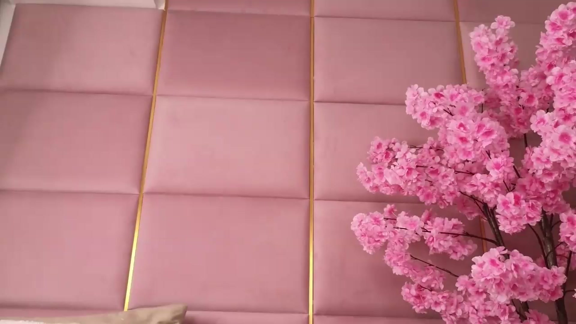 Gallery image thumbnail from ElaBlue's myfreecams stream on, 07/07/2026, 02:02 image 5 of 20