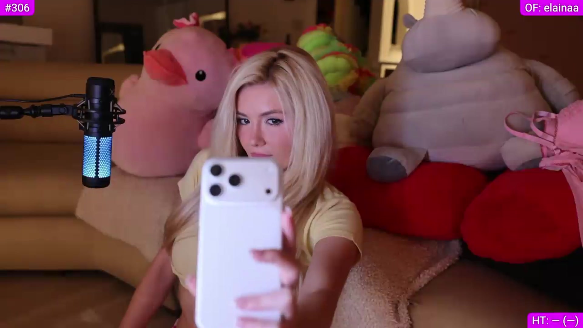 Gallery image thumbnail from Elainaa's myfreecams stream on, 09/01/2026, 03:13 image 8 of 20