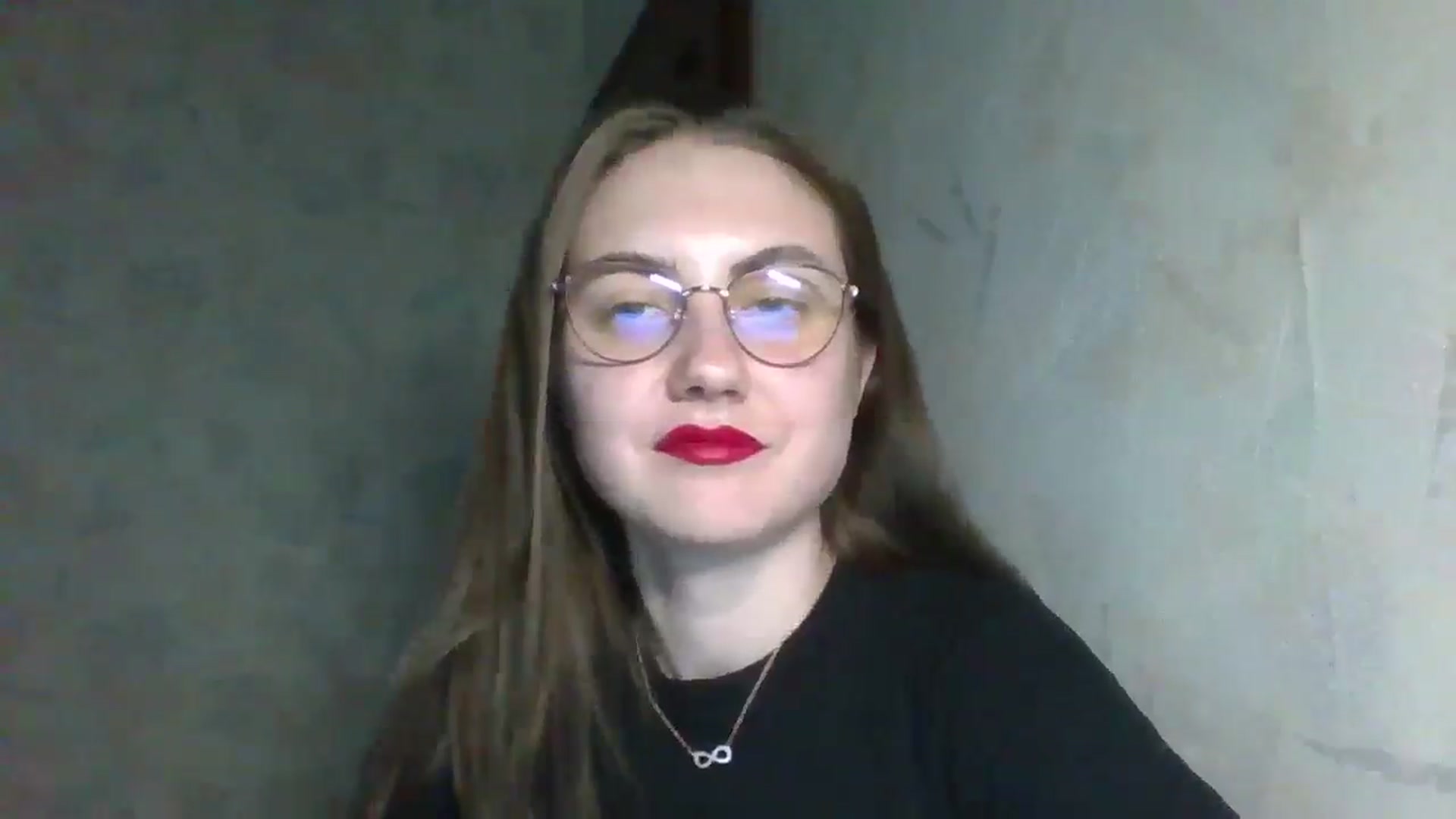 Gallery image thumbnail from ElaraCrimson's myfreecams stream on, 04/20/2026, 14:53 image 11 of 20
