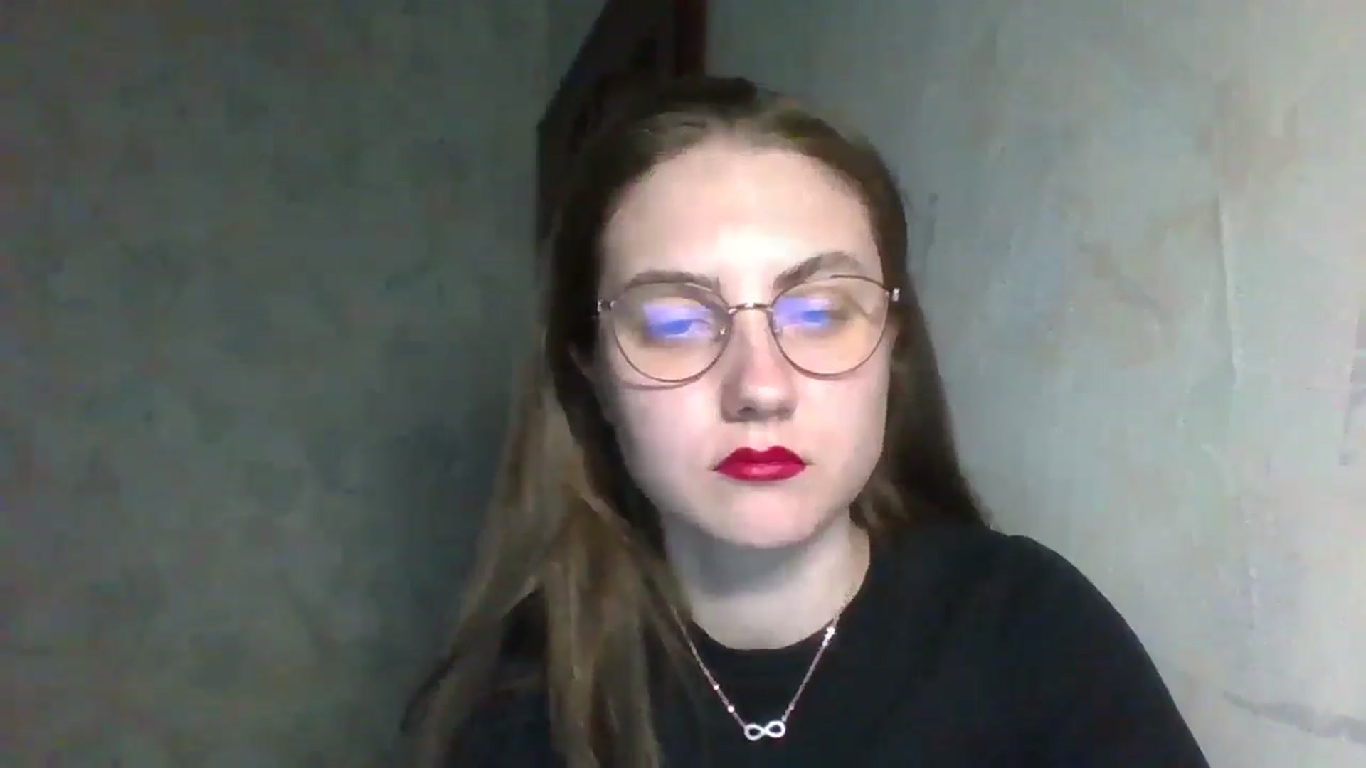 Gallery image thumbnail from ElaraCrimson's myfreecams stream on, 04/20/2026, 14:53 image 10 of 20