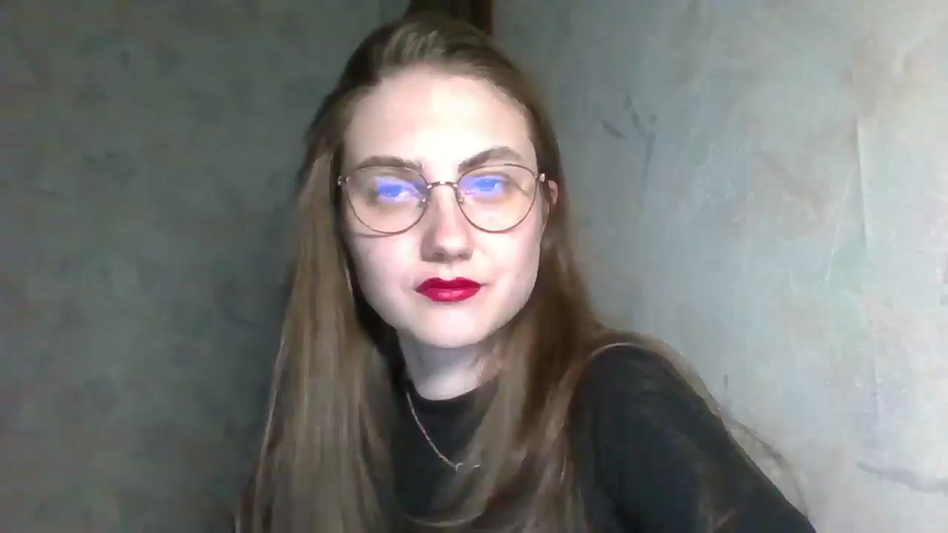 Gallery image thumbnail from ElaraCrimson's myfreecams stream on, 04/20/2026, 14:53 image 17 of 20