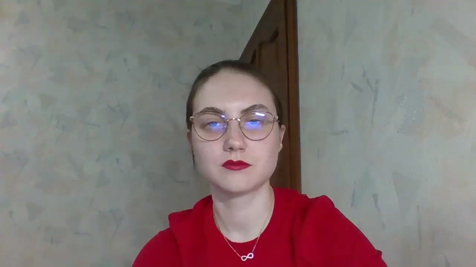 Gallery image thumbnail from ElaraCrimson's myfreecams stream on, 04/22/2026, 15:56 image 19 of 20