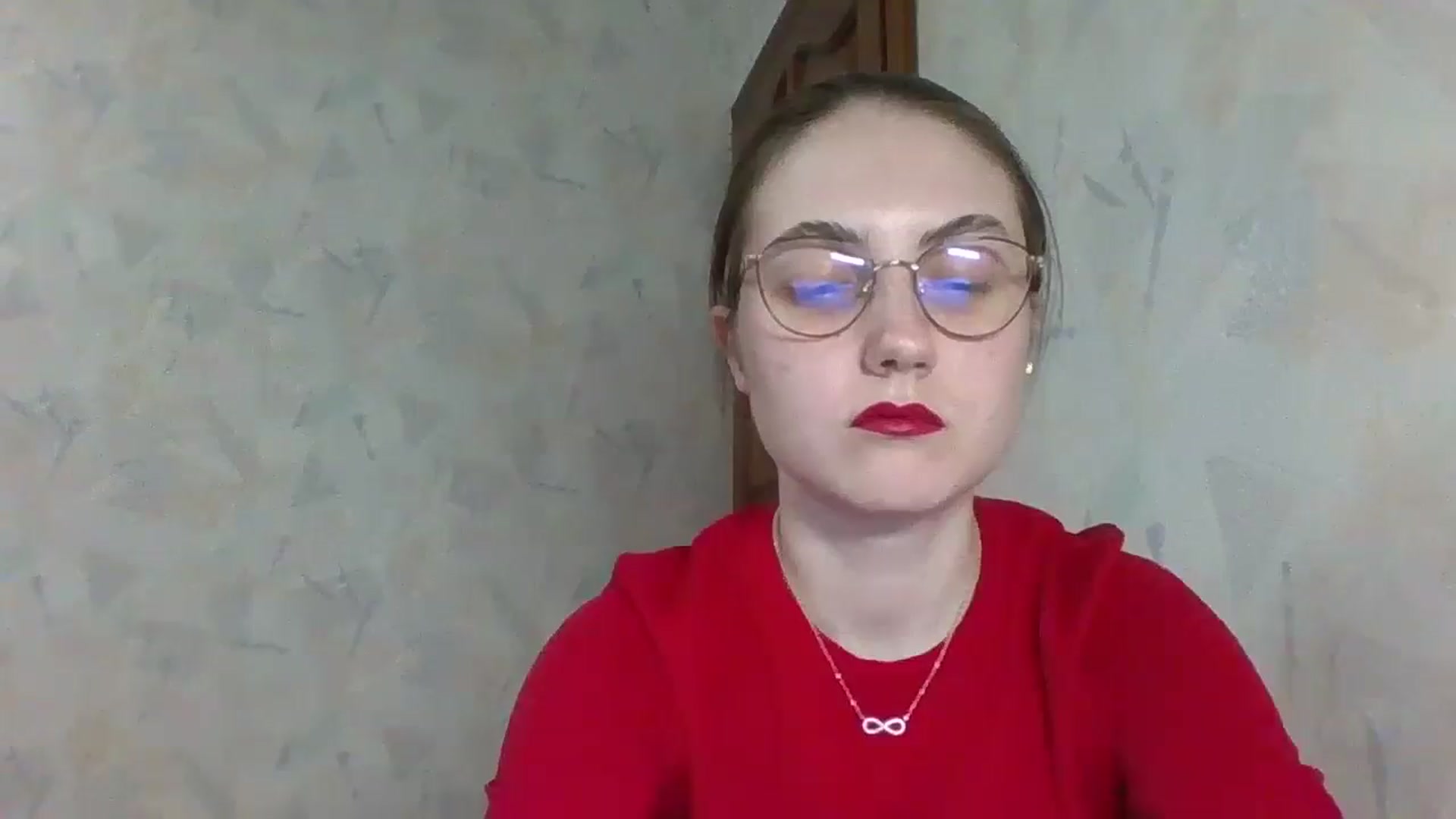 Gallery image thumbnail from ElaraCrimson's myfreecams stream on, 04/22/2026, 15:56 image 2 of 20
