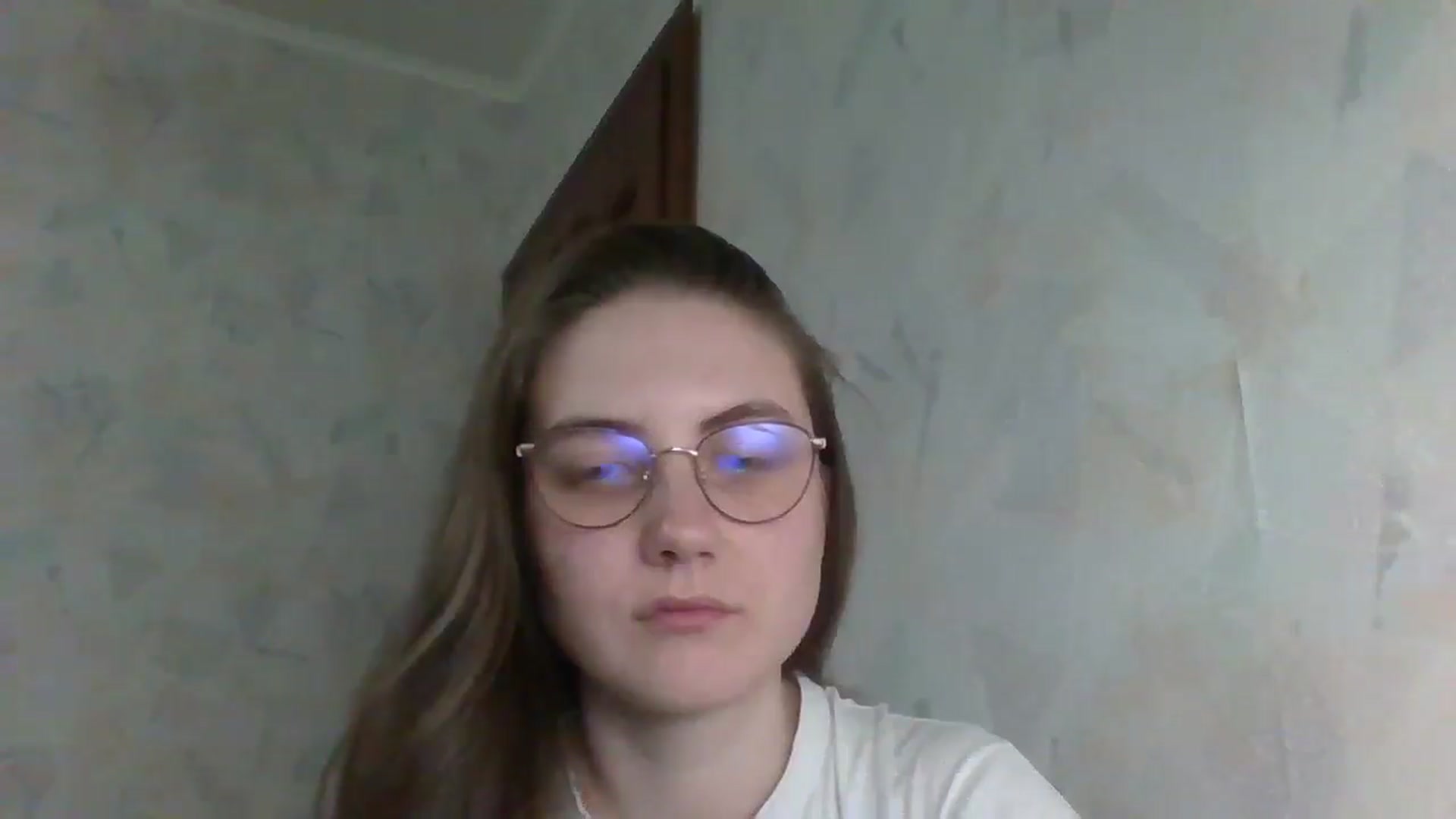 Gallery image thumbnail from ElaraCrimson's myfreecams stream on, 04/26/2026, 17:26 image 6 of 20