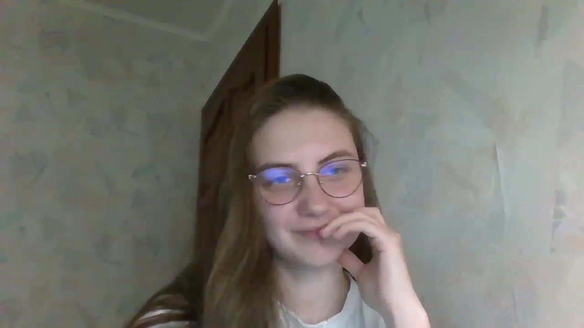 Gallery image thumbnail from ElaraCrimson's myfreecams stream on, 04/26/2026, 17:26 image 11 of 20
