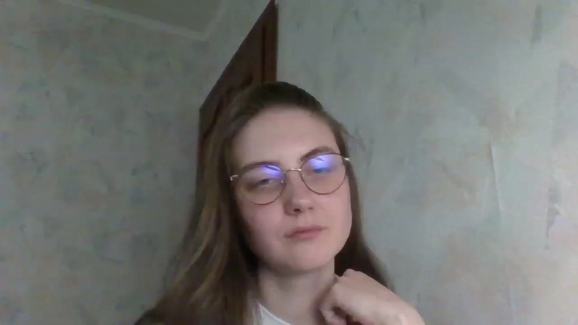 Gallery image thumbnail from ElaraCrimson's myfreecams stream on, 04/26/2026, 17:26 image 8 of 20
