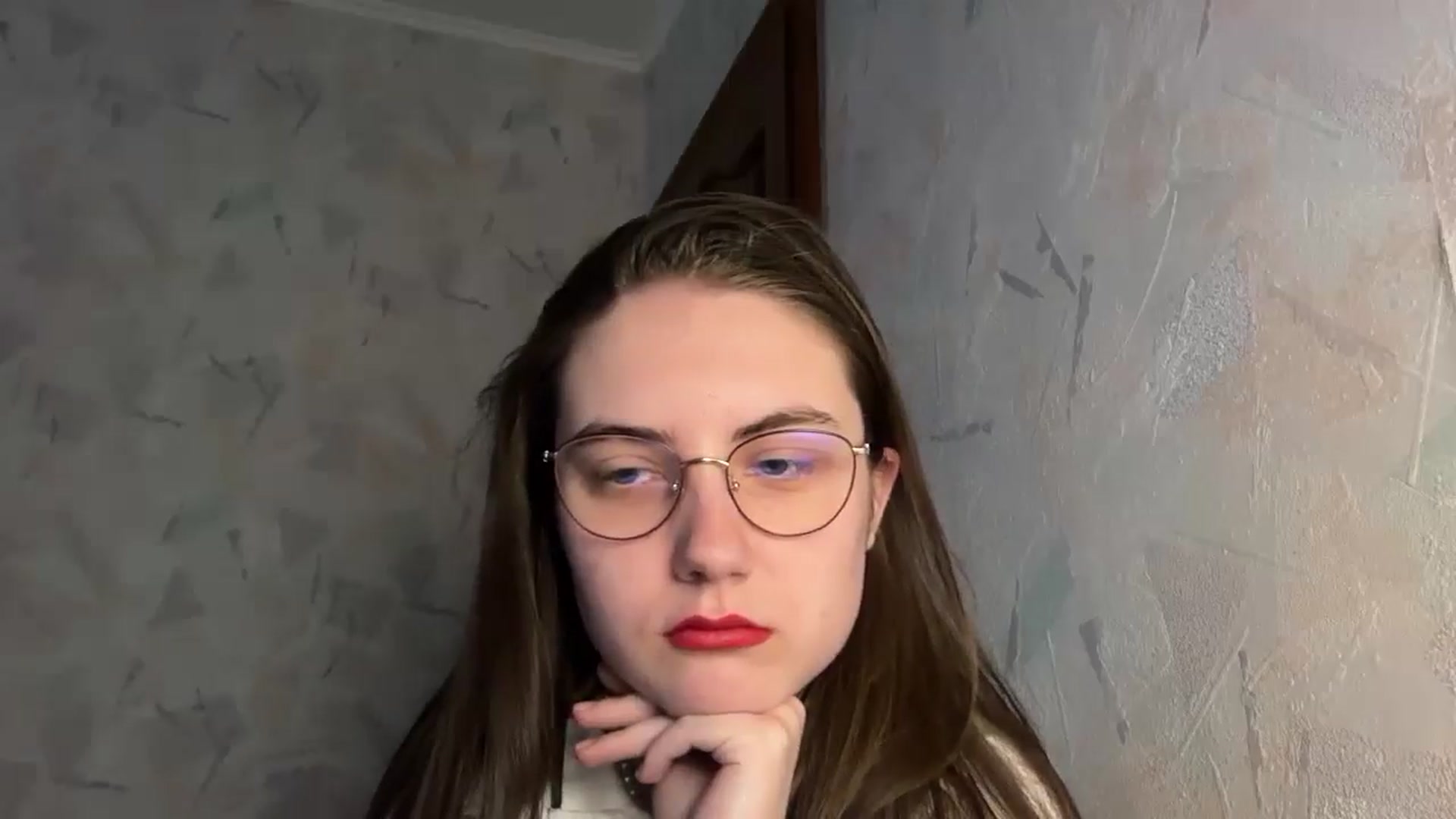 Gallery image thumbnail from ElaraCrimson's myfreecams stream on, 05/06/2026, 08:38 image 15 of 20