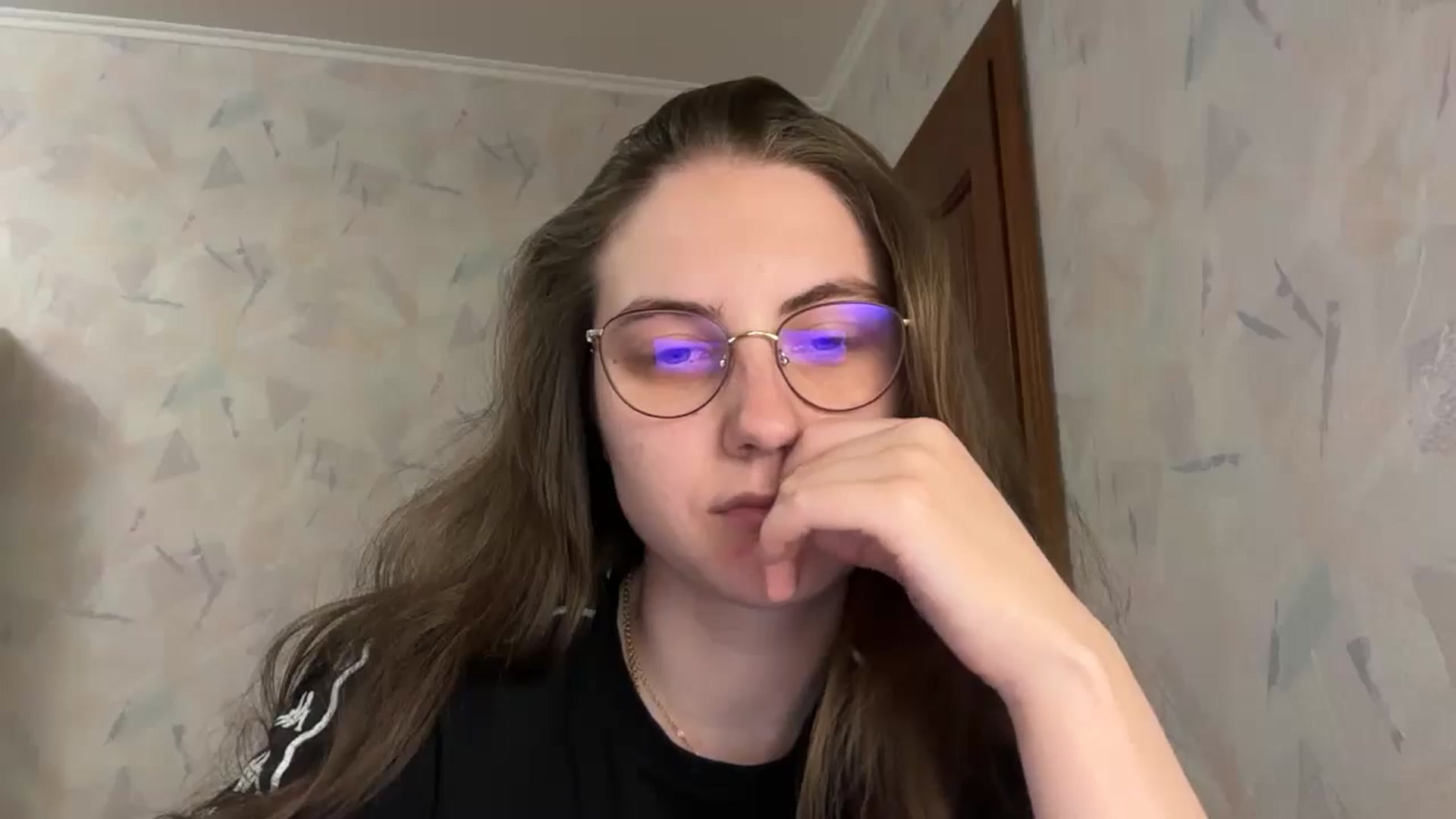 Gallery image thumbnail from ElaraCrimson's myfreecams stream on, 05/09/2026, 16:29 image 12 of 20