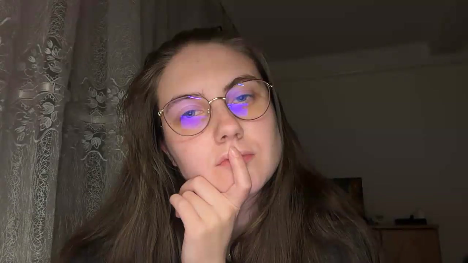 Gallery image thumbnail from ElaraCrimson's myfreecams stream on, 05/15/2026, 20:37 image 13 of 20