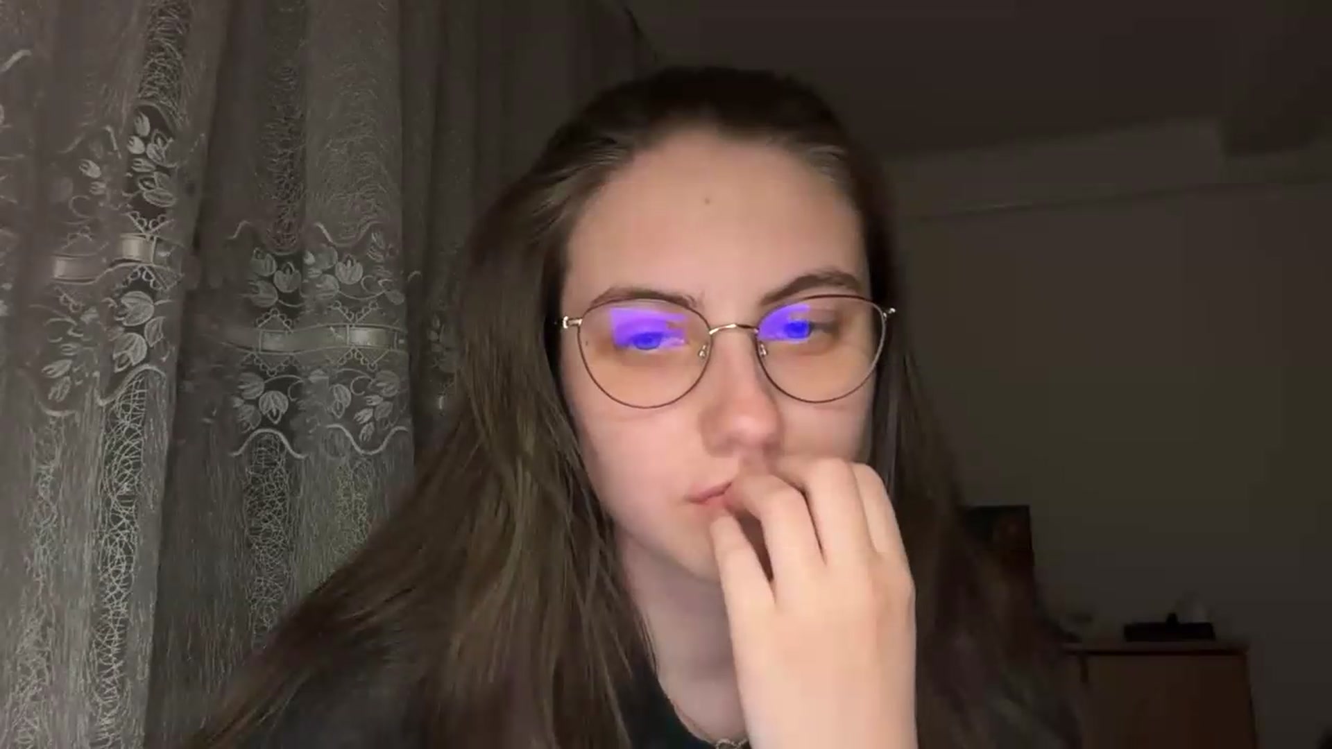 Gallery image thumbnail from ElaraCrimson's myfreecams stream on, 05/15/2026, 20:37 image 15 of 20