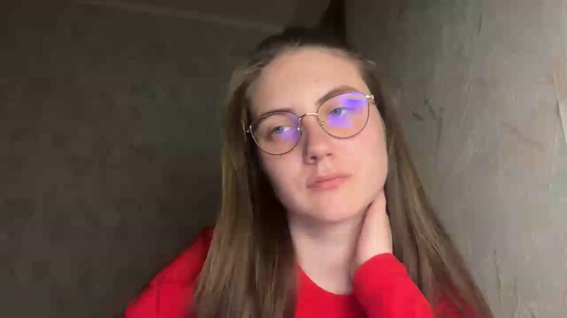 Gallery image thumbnail from ElaraCrimson's myfreecams stream on, 05/21/2026, 18:50 image 1 of 20