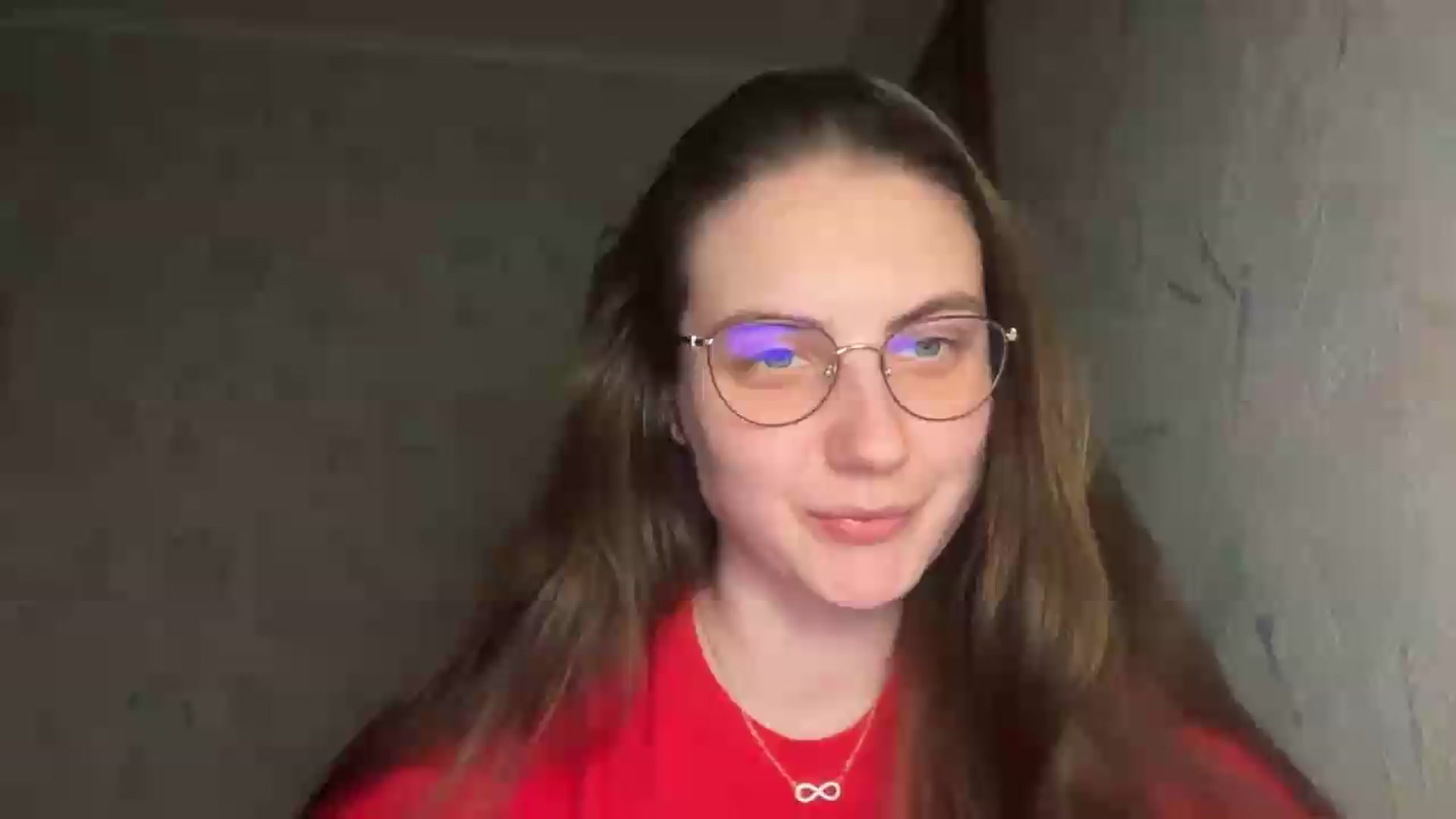 Gallery image thumbnail from ElaraCrimson's myfreecams stream on, 05/27/2026, 18:33 image 1 of 20