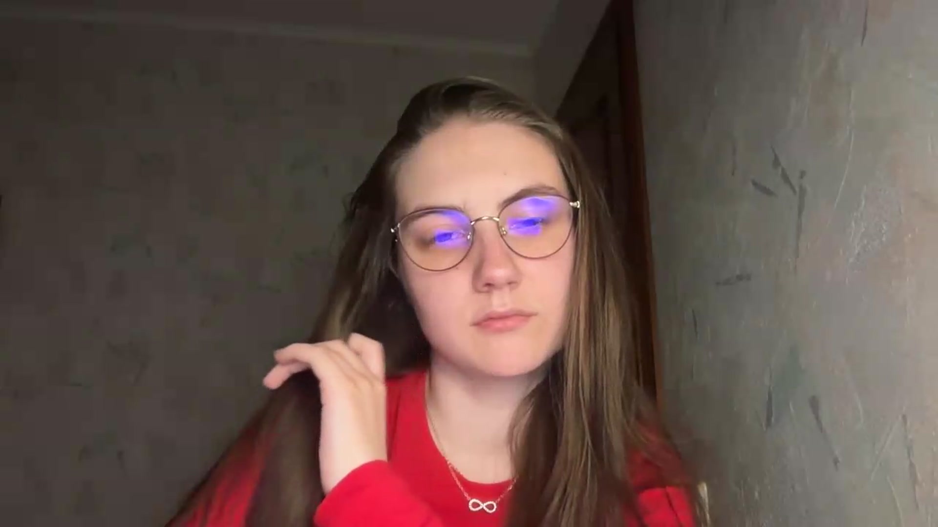 Gallery image thumbnail from ElaraCrimson's myfreecams stream on, 05/27/2026, 18:33 image 9 of 20