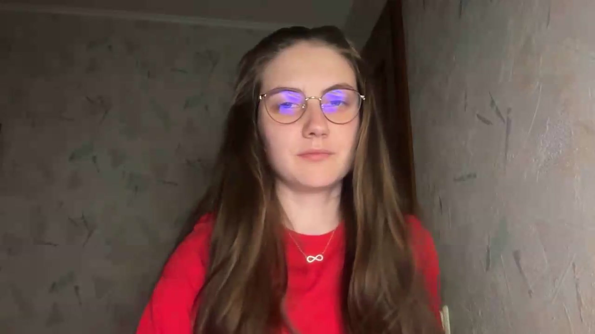 Gallery image thumbnail from ElaraCrimson's myfreecams stream on, 05/27/2026, 18:33 image 18 of 20