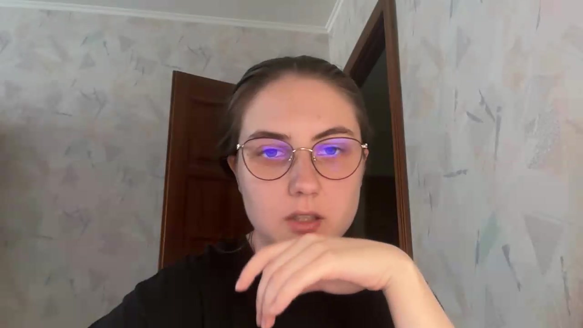 Gallery image thumbnail from ElaraCrimson's myfreecams stream on, 05/28/2026, 11:21 image 20 of 20