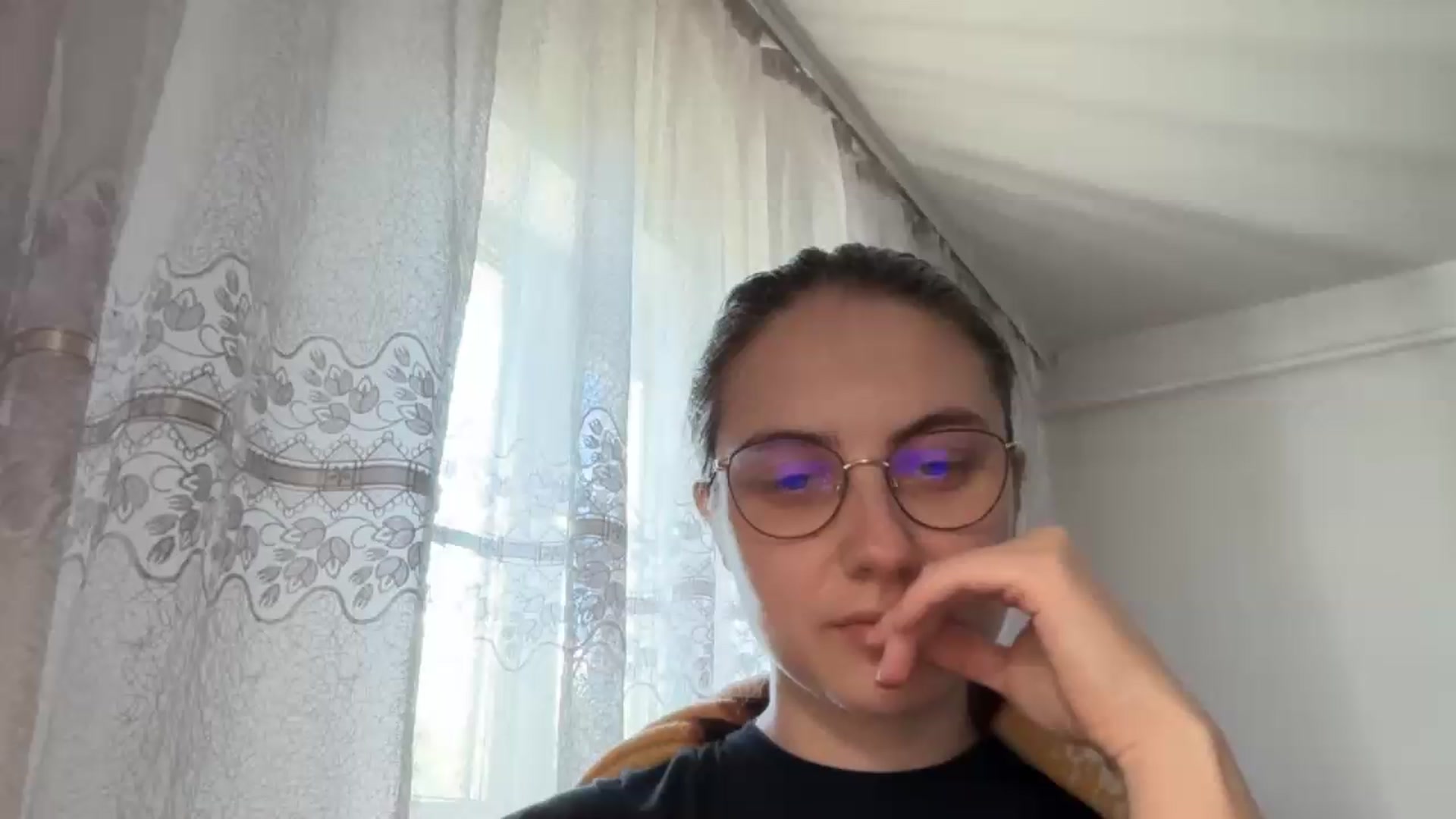 Gallery image thumbnail from ElaraCrimson's myfreecams stream on, 06/01/2026, 14:02 image 5 of 20