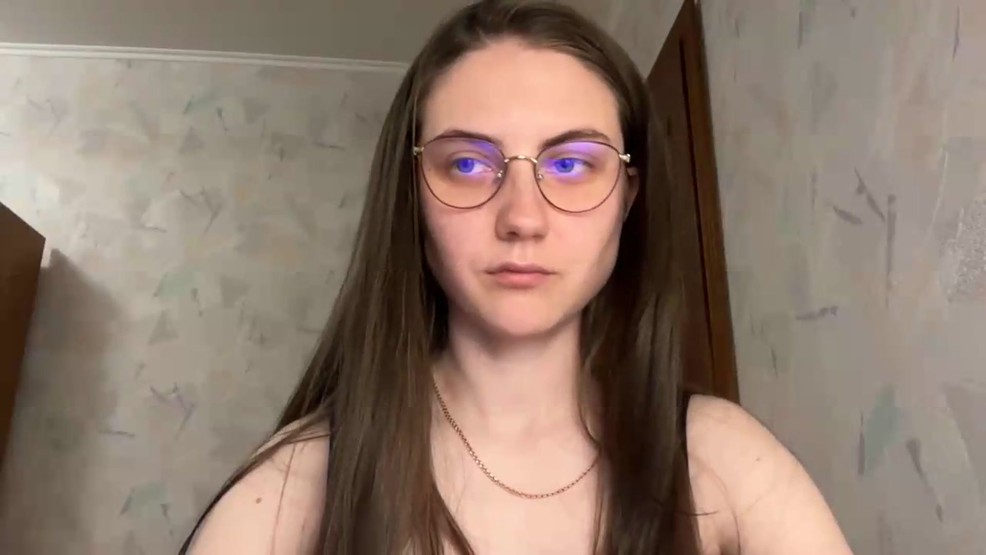 Gallery image thumbnail from ElaraCrimson's myfreecams stream on, 06/03/2026, 16:29 image 15 of 20
