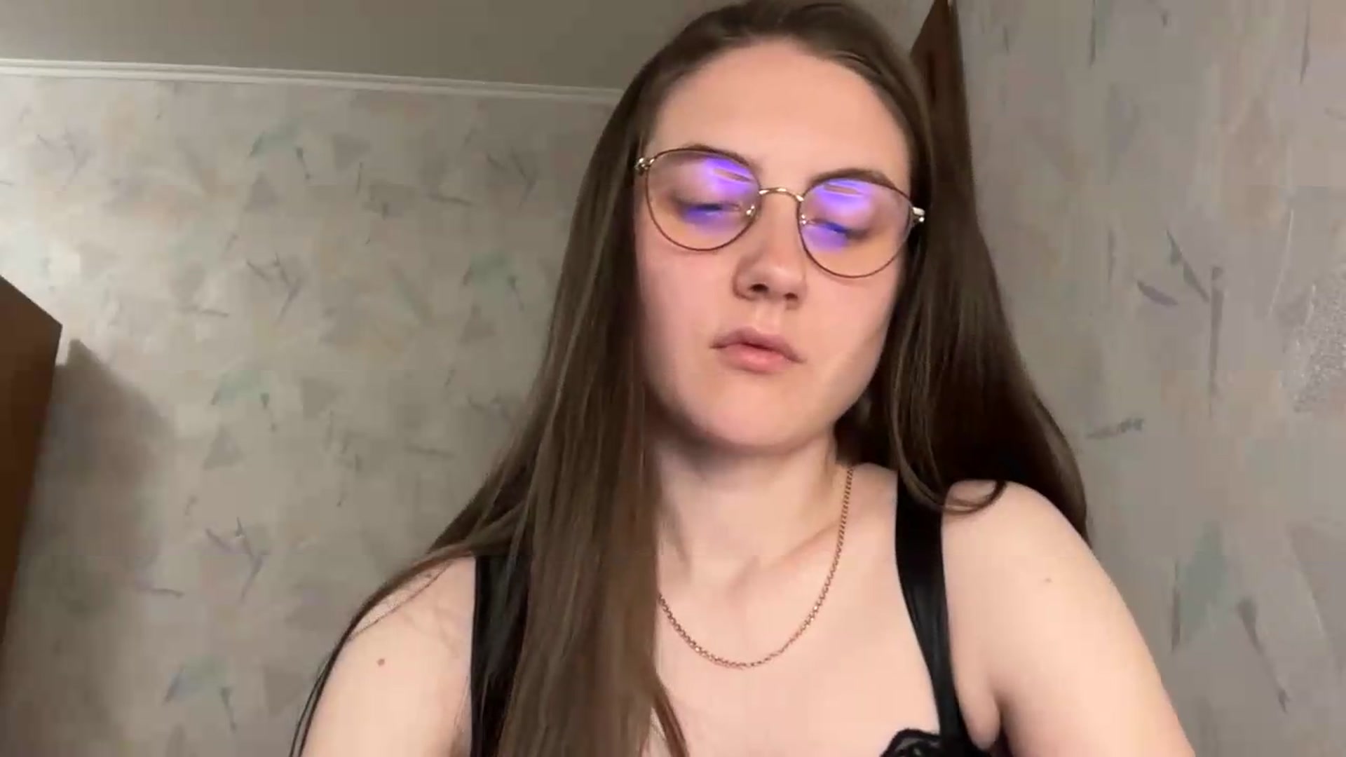 Gallery image thumbnail from ElaraCrimson's myfreecams stream on, 06/03/2026, 16:29 image 13 of 20