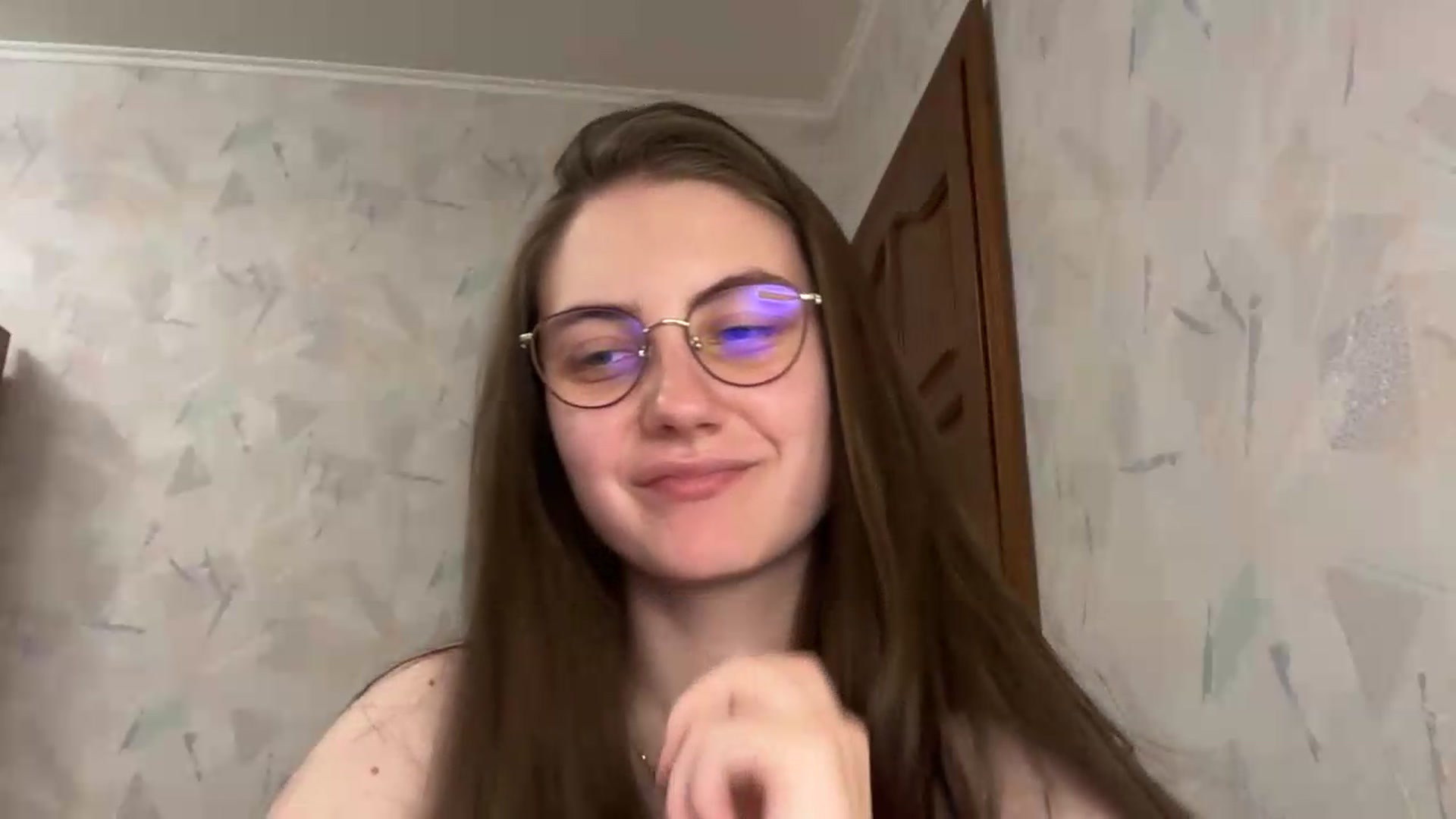 Gallery image thumbnail from ElaraCrimson's myfreecams stream on, 06/03/2026, 17:45 image 3 of 20