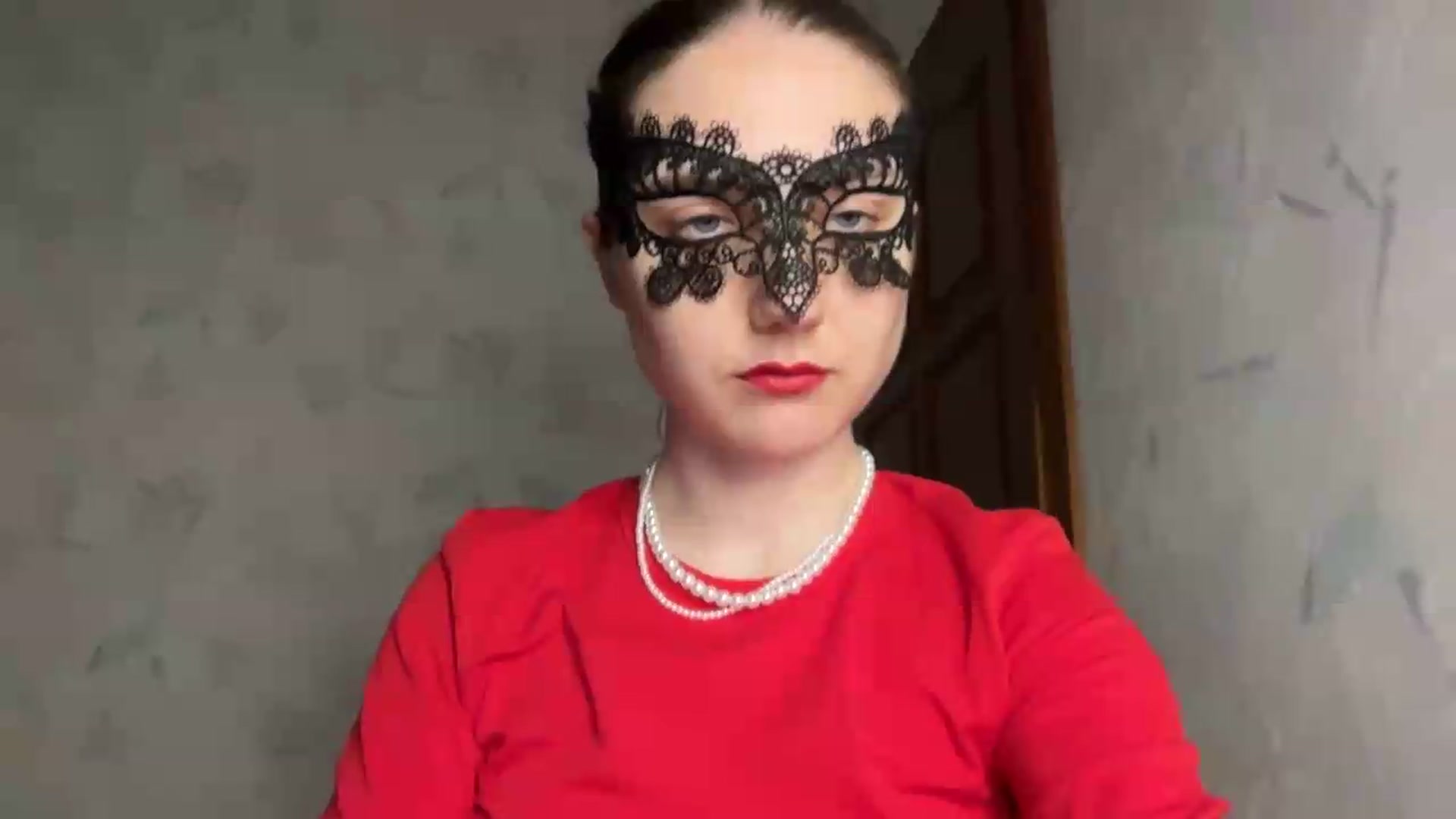 Gallery image thumbnail from ElaraCrimson's myfreecams stream on, 06/16/2026, 14:47 image 12 of 20
