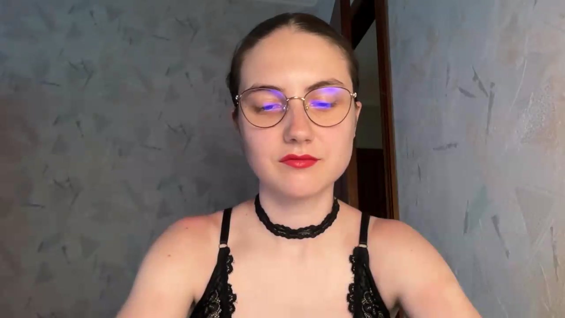 Gallery image thumbnail from ElaraCrimson's myfreecams stream on, 06/29/2026, 11:58 image 8 of 20