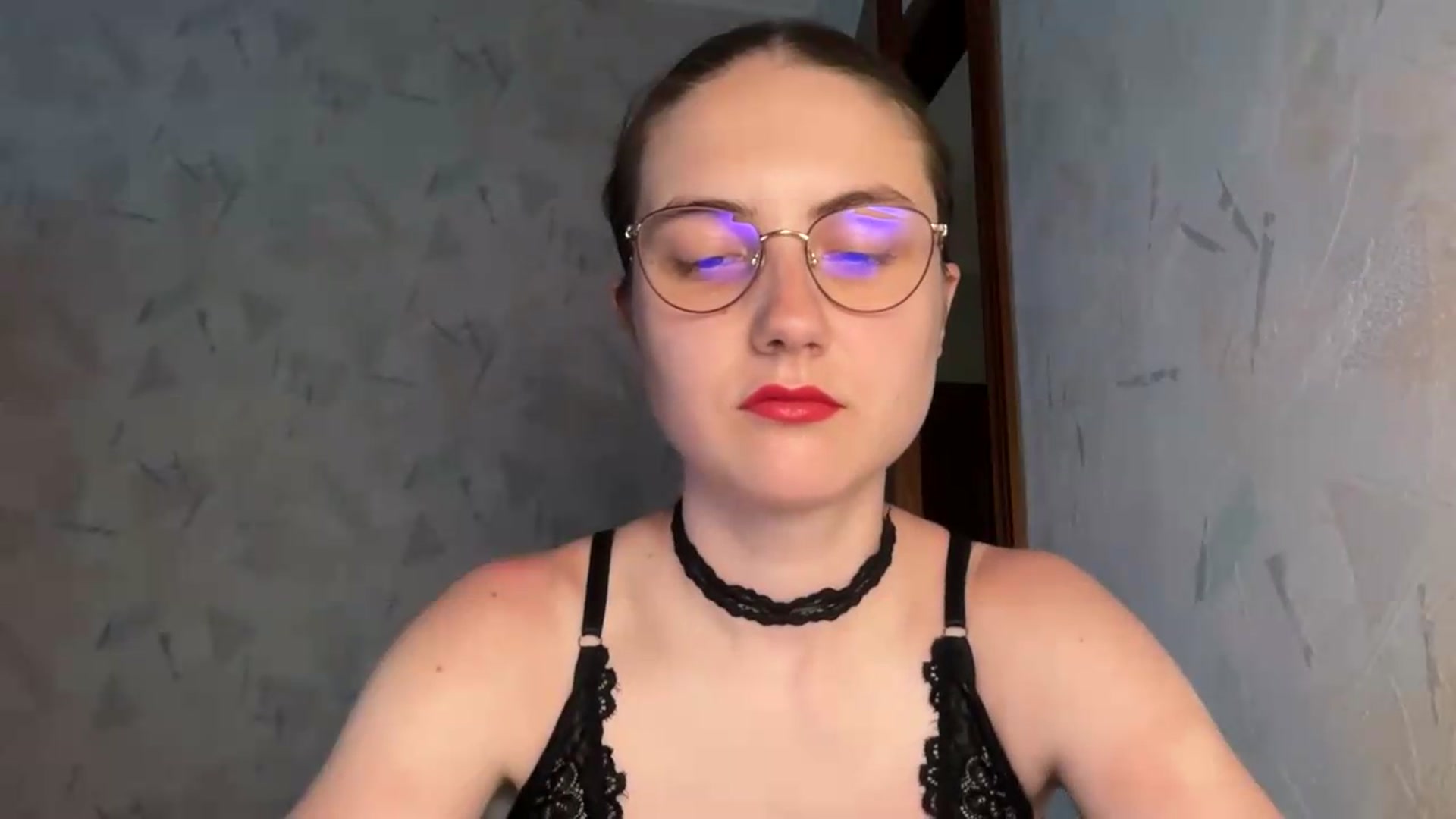 Gallery image thumbnail from ElaraCrimson's myfreecams stream on, 06/29/2026, 11:58 image 11 of 20