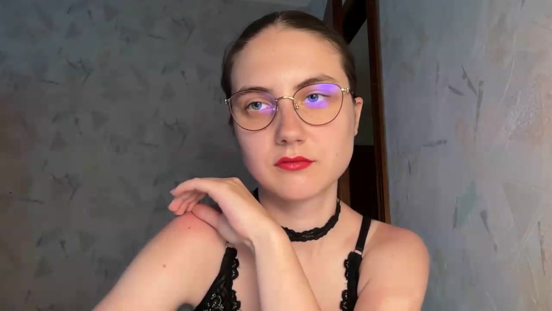 Gallery image thumbnail from ElaraCrimson's myfreecams stream on, 06/29/2026, 11:58 image 13 of 20