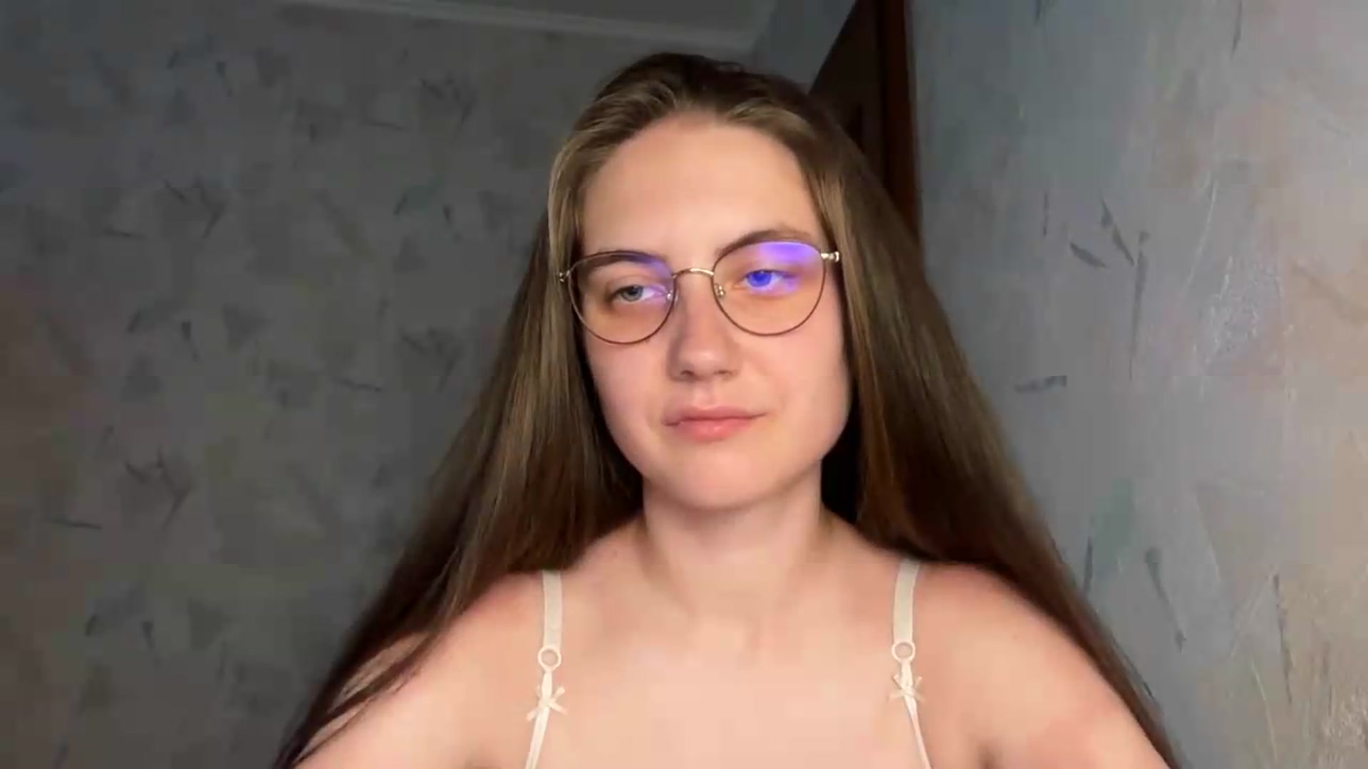 Gallery image thumbnail from ElaraCrimson's myfreecams stream on, 06/29/2026, 16:33 image 6 of 20