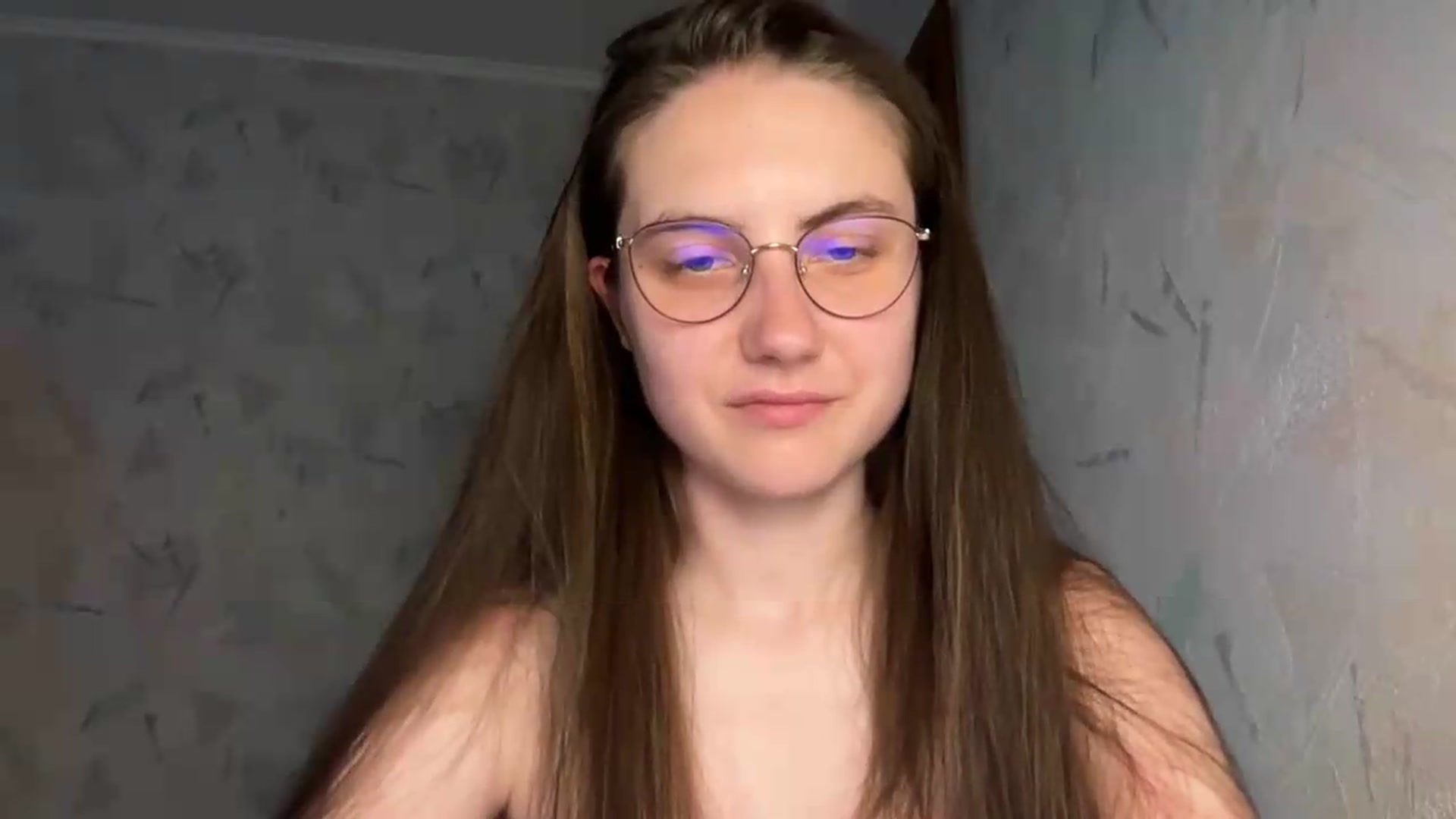 Gallery image thumbnail from ElaraCrimson's myfreecams stream on, 06/29/2026, 16:33 image 12 of 20
