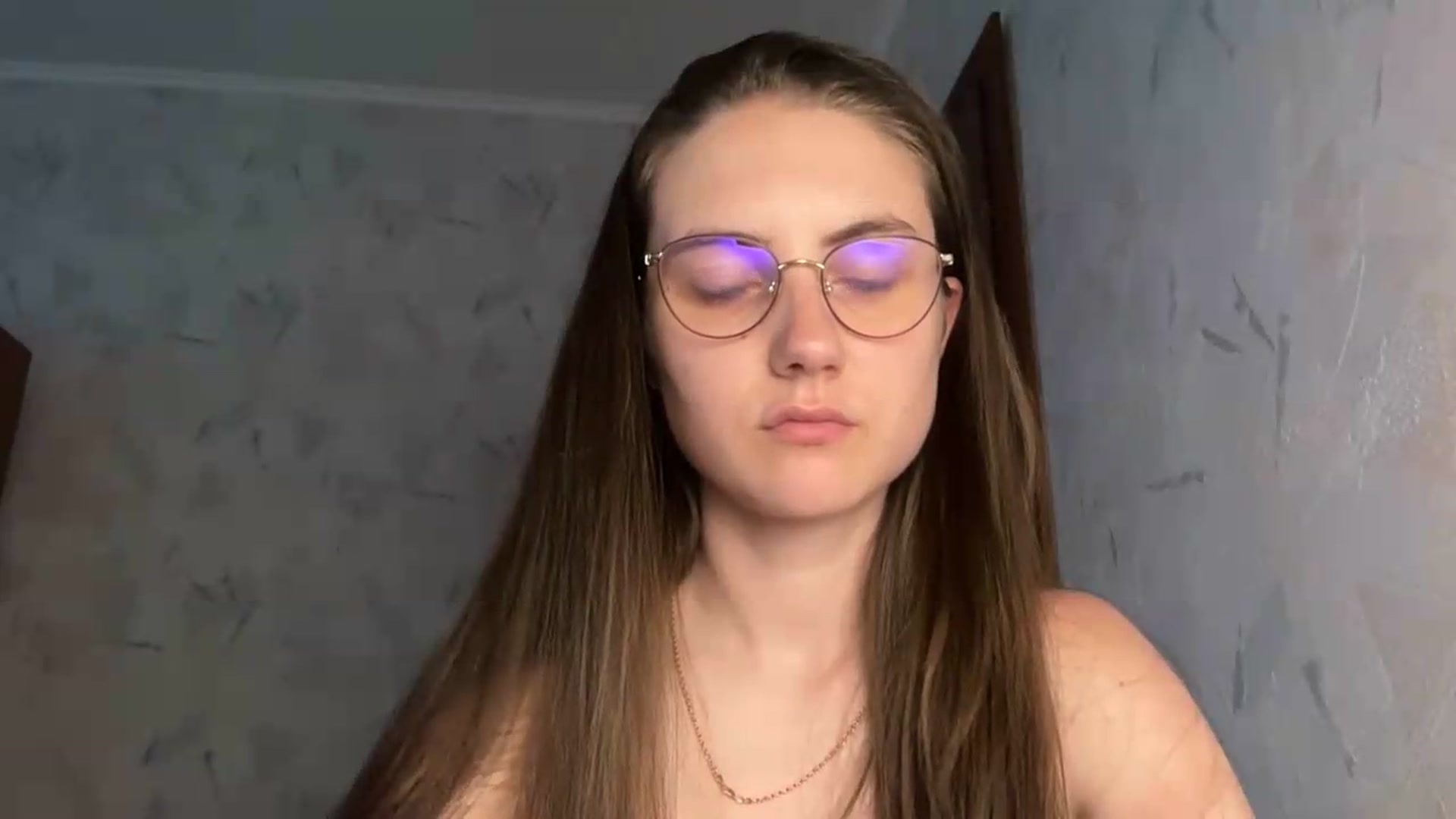 Gallery image thumbnail from ElaraCrimson's myfreecams stream on, 07/01/2026, 11:26 image 11 of 20