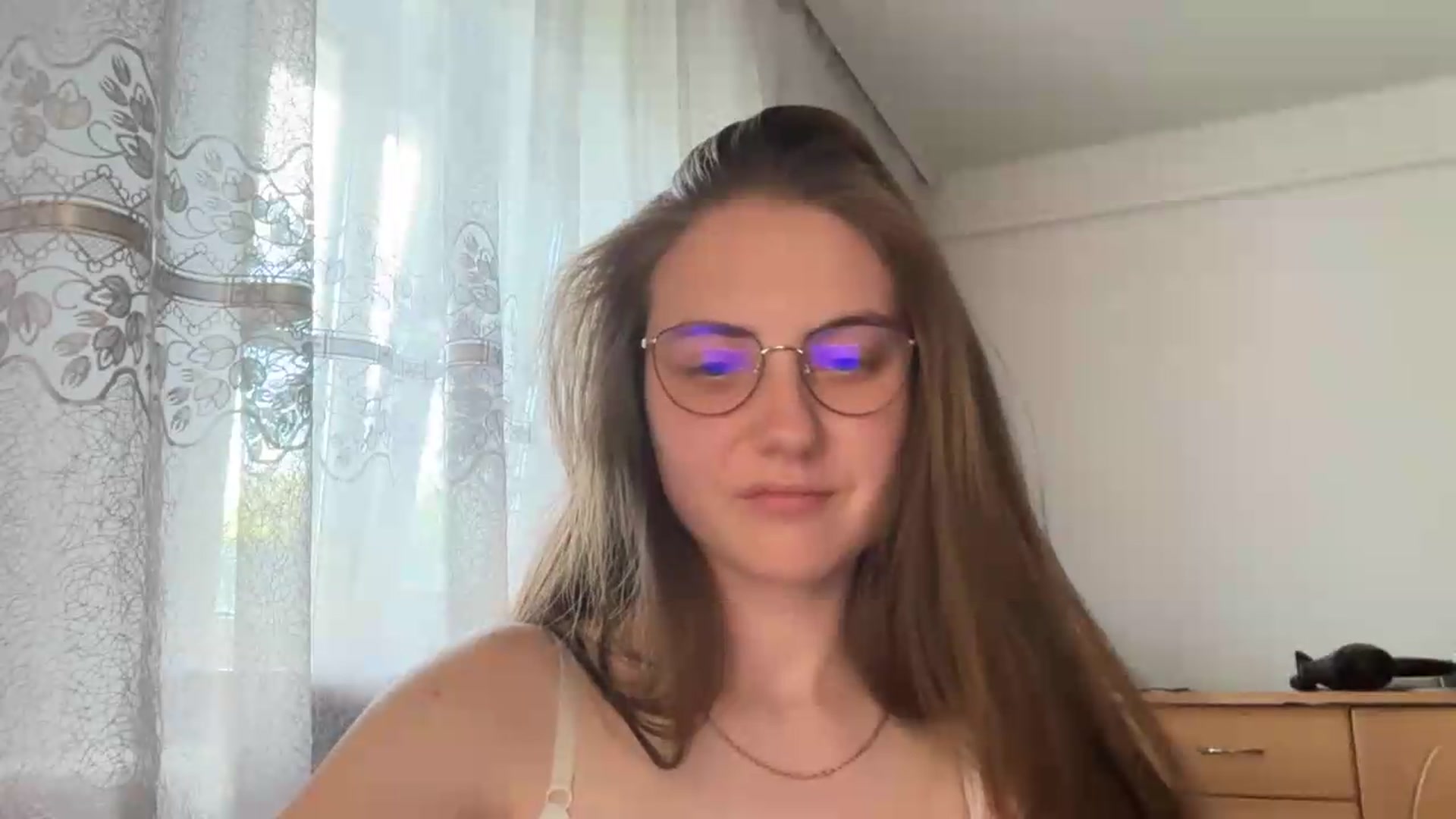 Gallery image thumbnail from ElaraCrimson's myfreecams stream on, 07/11/2026, 15:23 image 15 of 20
