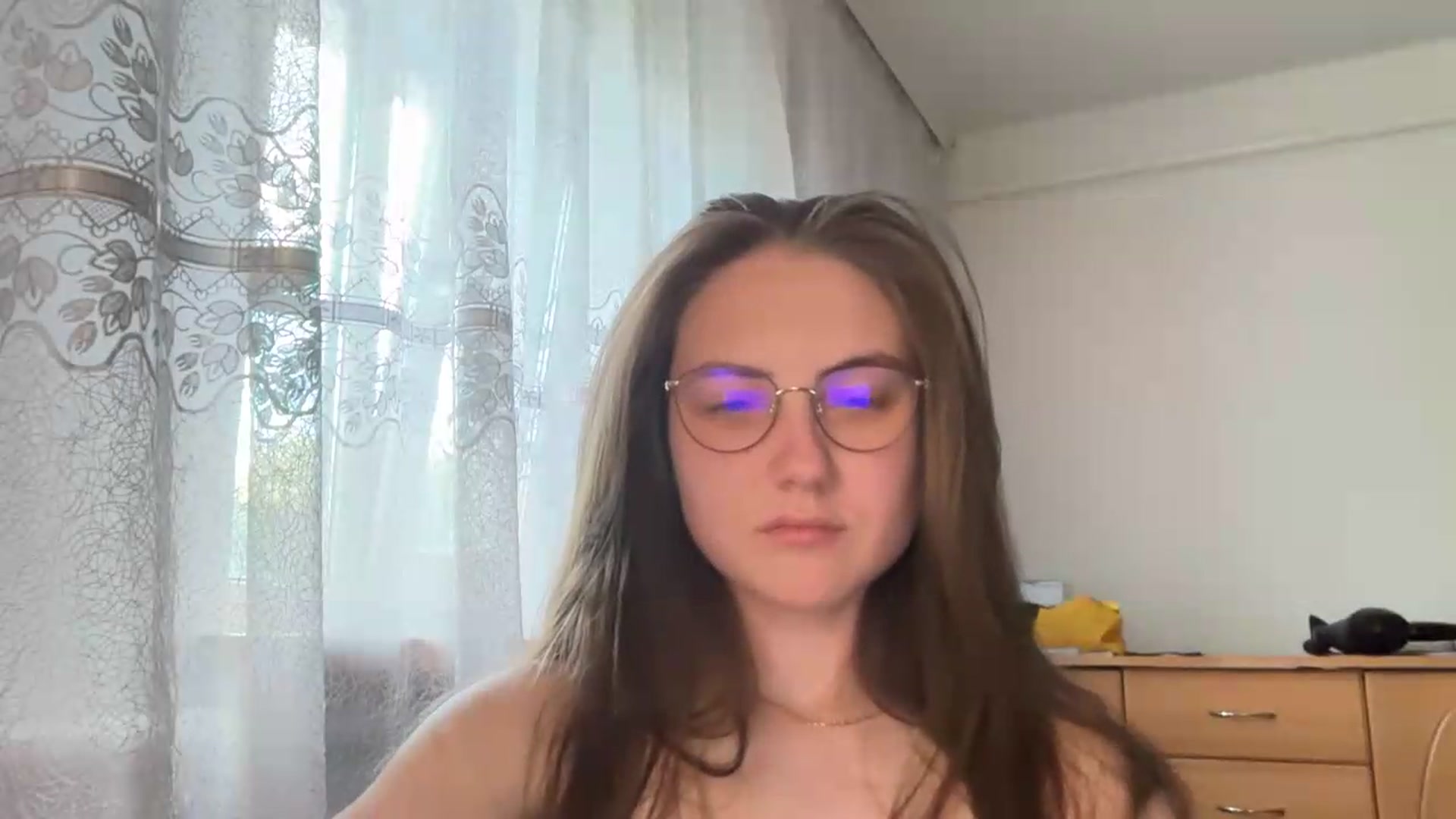Gallery image thumbnail from ElaraCrimson's myfreecams stream on, 07/11/2026, 15:39 image 6 of 20