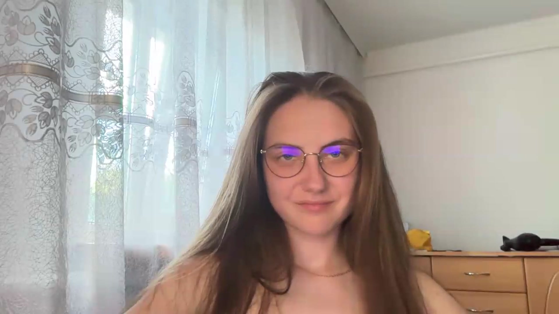 Gallery image thumbnail from ElaraCrimson's myfreecams stream on, 07/11/2026, 15:39 image 2 of 20