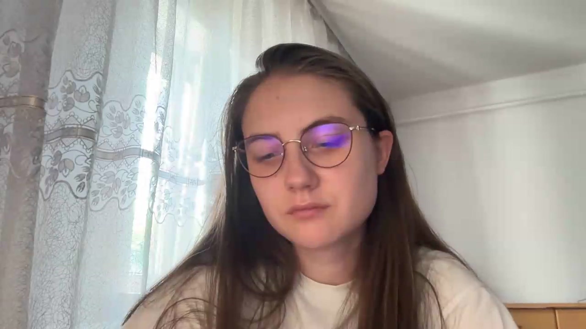 Gallery image thumbnail from ElaraCrimson's myfreecams stream on, 07/27/2026, 13:53 image 13 of 20