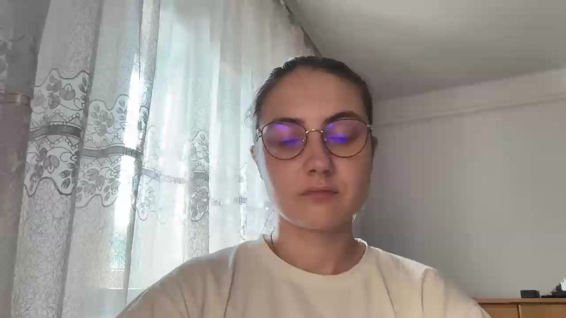 Gallery image thumbnail from ElaraCrimson's myfreecams stream on, 07/28/2026, 11:48 image 13 of 20