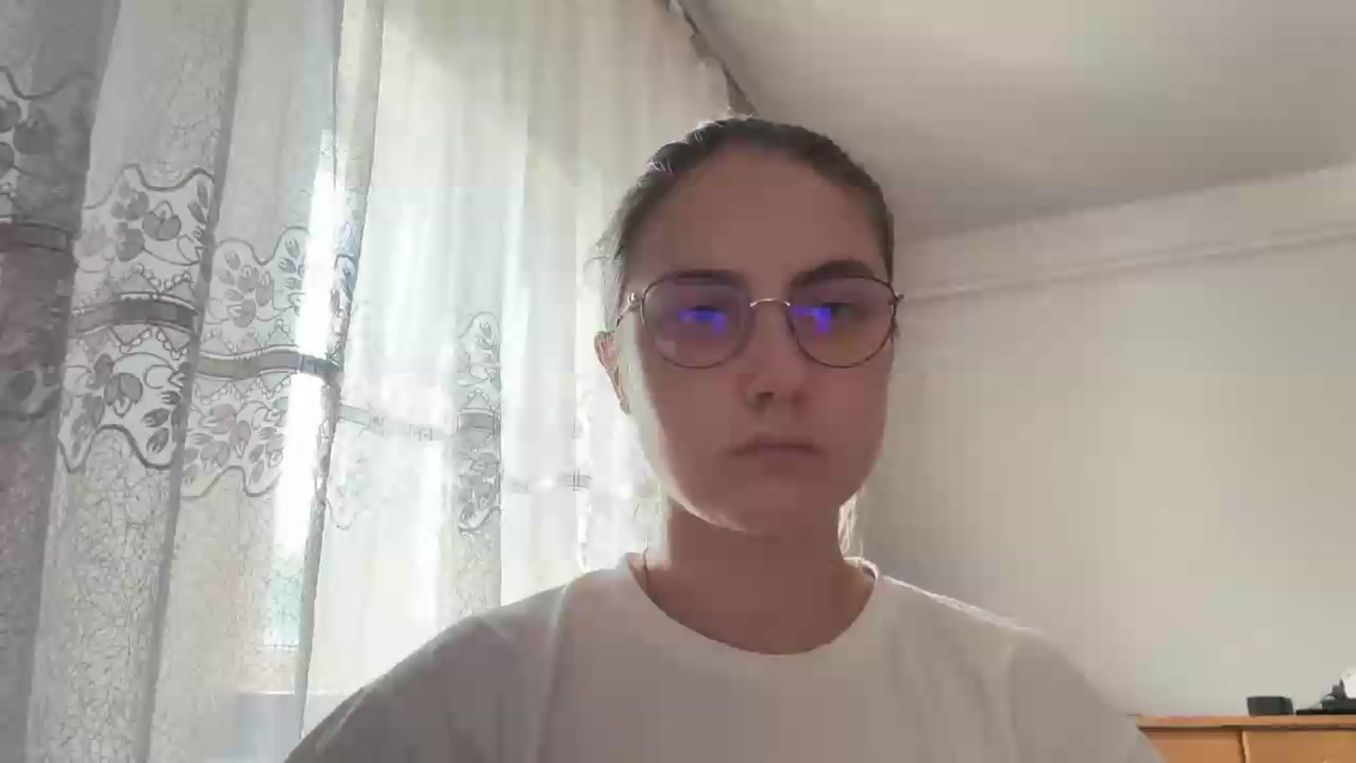 Gallery image thumbnail from ElaraCrimson's myfreecams stream on, 07/28/2026, 11:48 image 1 of 20