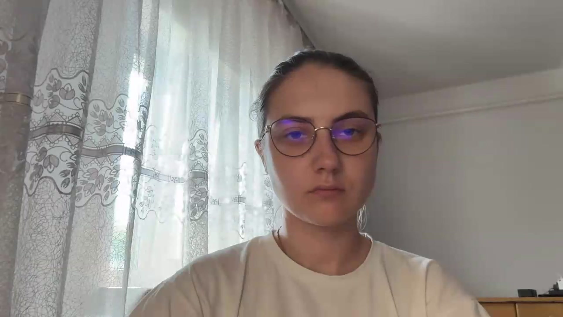 Gallery image thumbnail from ElaraCrimson's myfreecams stream on, 07/28/2026, 11:48 image 7 of 20