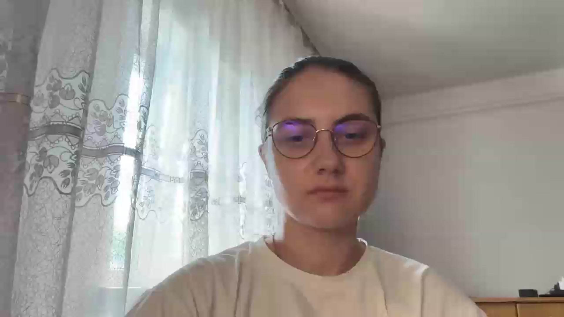 Gallery image thumbnail from ElaraCrimson's myfreecams stream on, 07/28/2026, 11:48 image 15 of 20